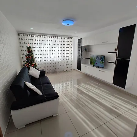 Lll Apartment